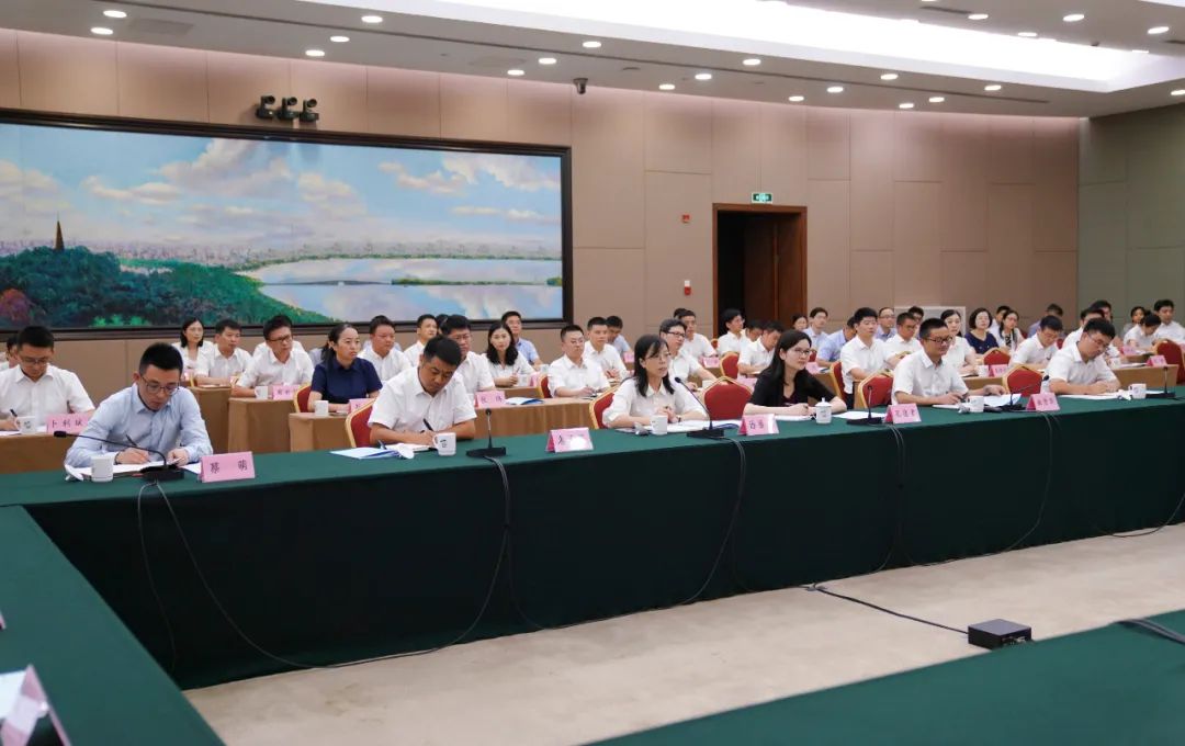杭州市委书记与年轻干部座谈 此前提任20名年轻干部