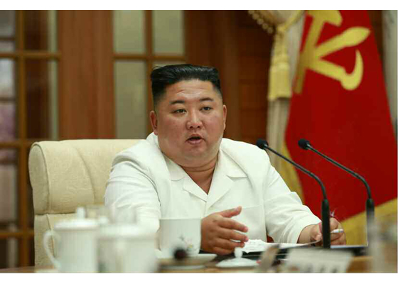 金正恩出席劳动党政治局扩大会议:讨论防台抗疫措施