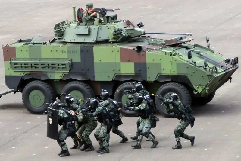 因"火力强大" 台军决定增产21辆"云豹"装甲车