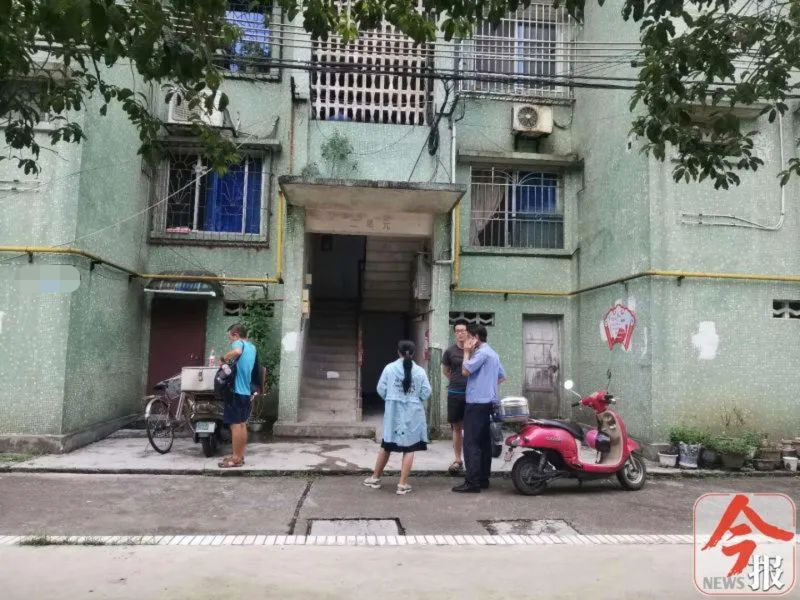 广西女租客发现天花板滴血：恐怖！广西女租客发现天花板滴血 报警后发现......