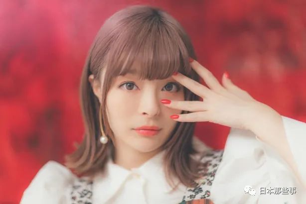 卡莉怪妞叶山奖之恋情曝光 超甜姐弟恋情获得关注