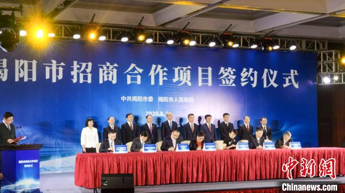 广州市一共有多少人口_嘉峪关一共有多少人口(2)