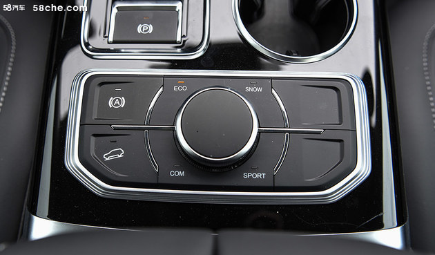 售27.58万元起 新款红旗HS7正式上市