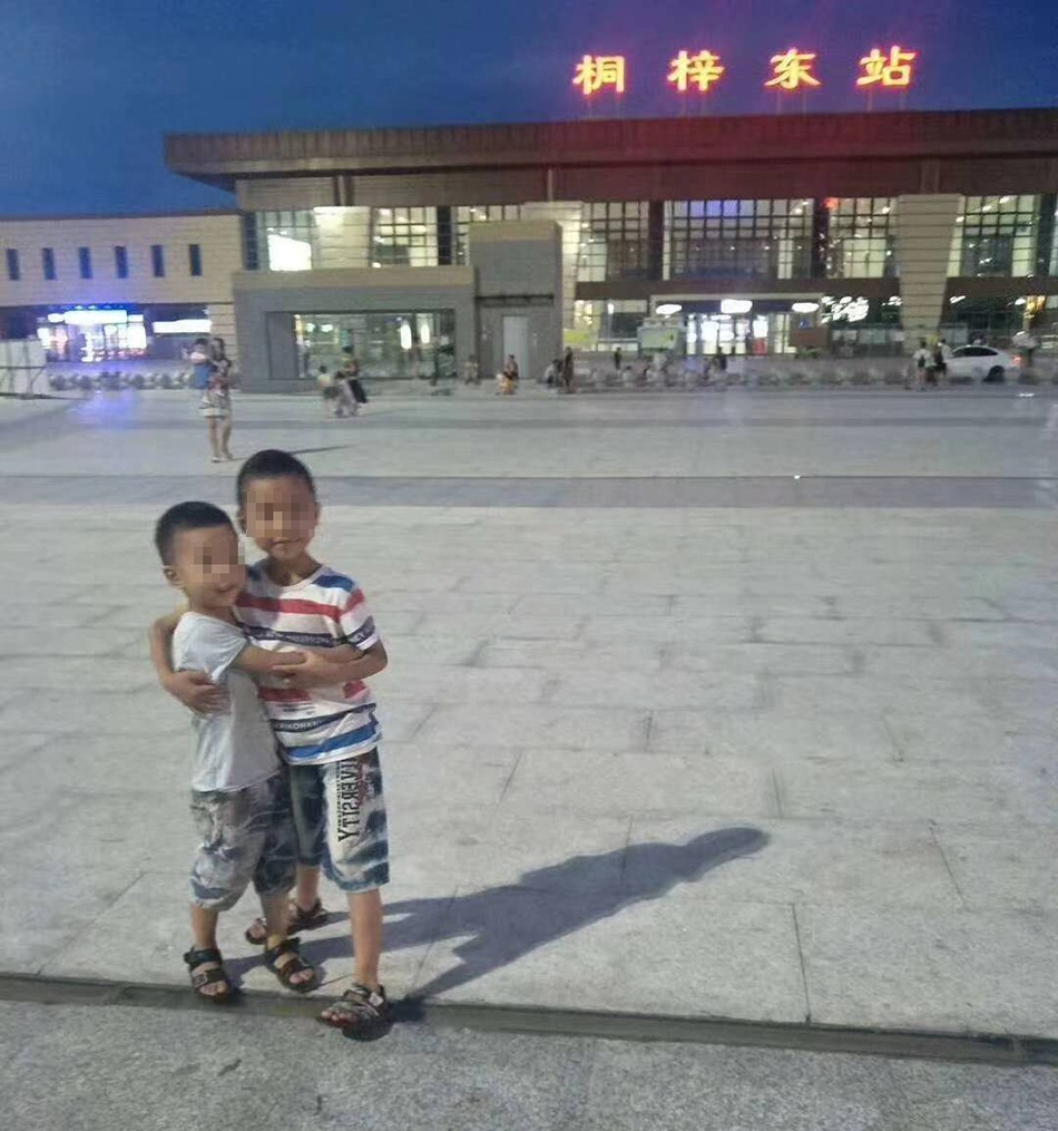 贵州两男童坠河溺亡 上游项目方:政府正处理