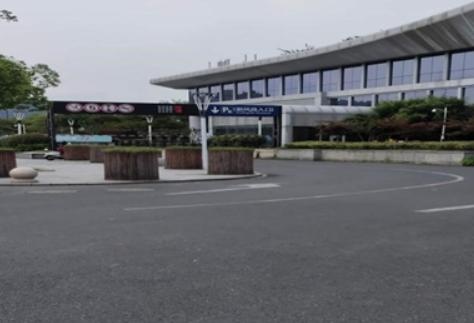 火车东站西广场P6停车库今起全封闭施工!施工期间,这样停车最方便