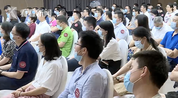 新冠肺炎什么时候会消失?张文宏:要等两个机会