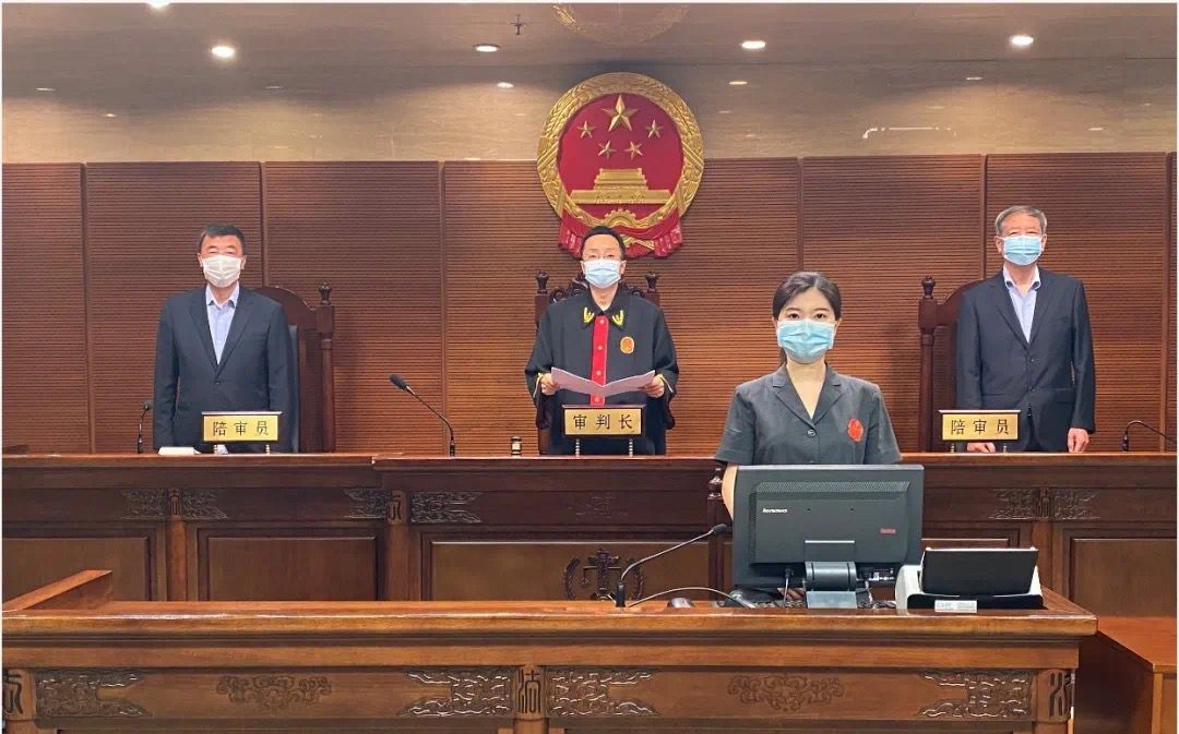 凤凰卫视以“凤凰”商标遭侵权诉至法院,一审获赔500万元