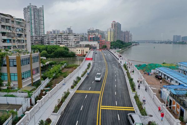 海珠涌大桥建成通车 双向4车道