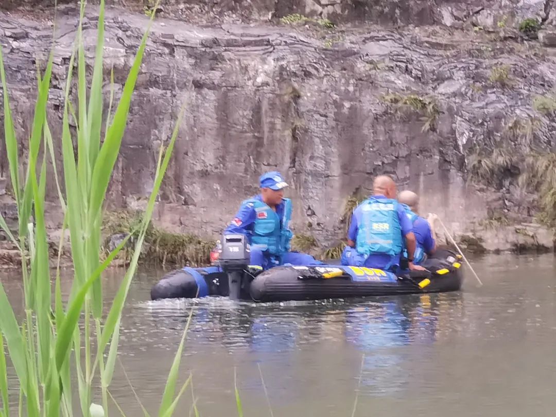 北京房山一26岁小伙野泳溺亡,亲人痛不欲生休闲区蓝鸢梦想 - Www.slyday.coM 北京房山一26岁小伙野泳溺亡,亲人痛不欲生休闲区蓝鸢梦想 - Www.slyday.coM