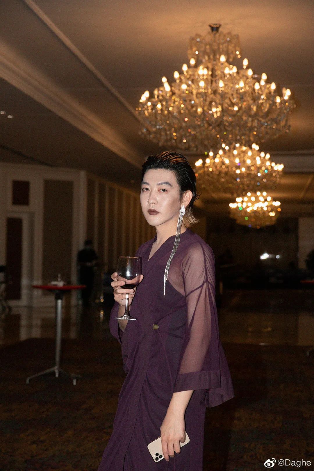 他这身穿搭......陈志朋后继有人了吗?