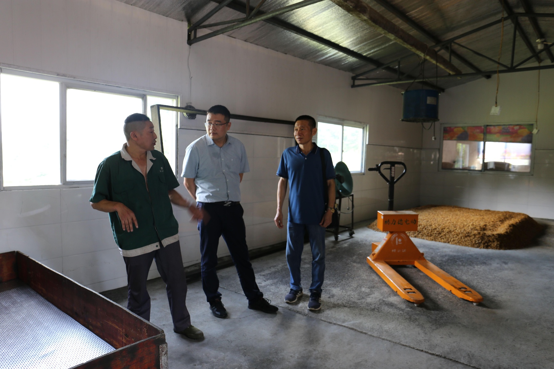 余杭区残联来黄金洞乡开展东西部扶贫协作调研