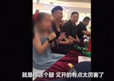 8岁童星当评委遭质疑,经纪人:你们有她出名吗?
