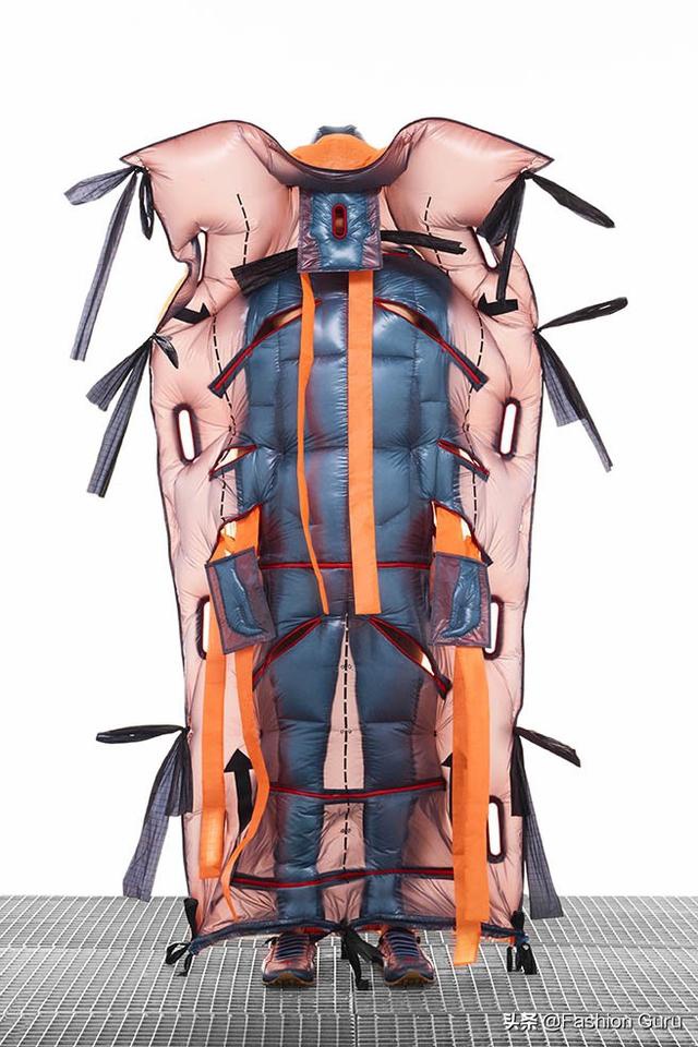 盟可睐MONCLER 5 MONCLER CRAIG GREEN合作系列全球同步发售