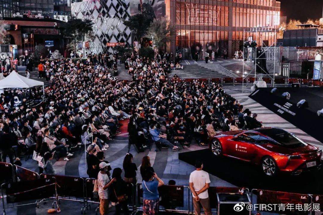 年年喊穷的影展今年竟然不亏了:FIRST在疫情年的绝地反击