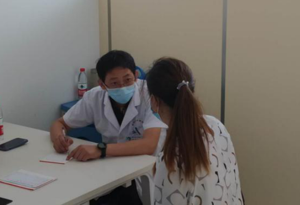 献礼建军节、致敬最亲人——记潍坊市中医院为退役军人和现役军人家属义诊