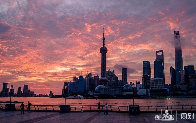 夏日云彩,怎么拍才最美?快来Get√周到君的这些摄影小技巧,去朋友圈“霸屏”吧