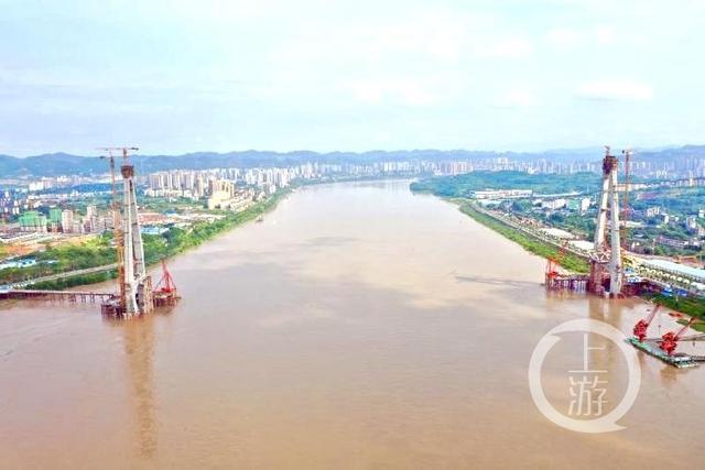 两个桥塔混凝土用量相当于一个“水立方”!白居寺长江大桥主塔预计9月底封顶