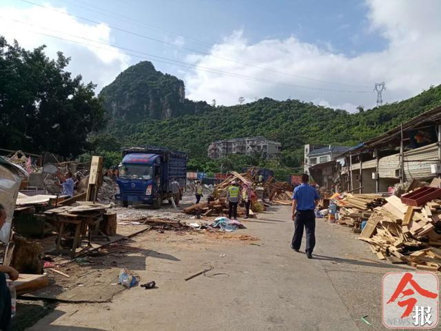 拆!违建十多年的燎原建材市场将拆除,门面存在安全隐患