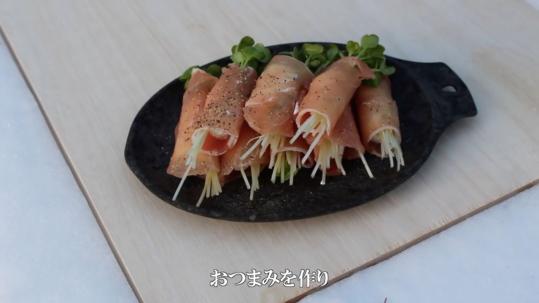 日版“李子柒”走红,零下30度住森林小屋,每天只想钓鱼