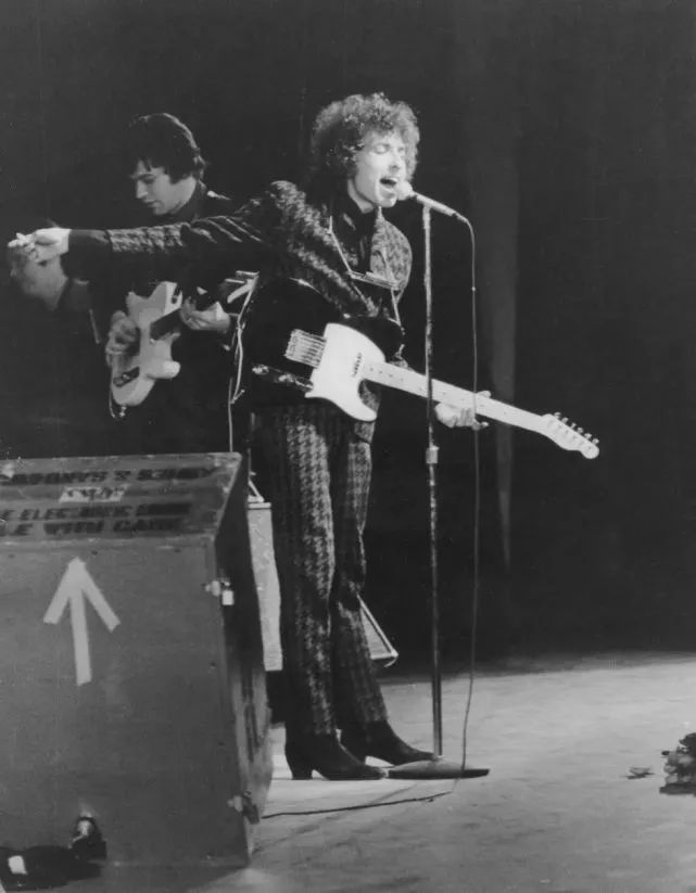 Bob Dylan的「摇滚时尚圣经」影响了半个世纪!