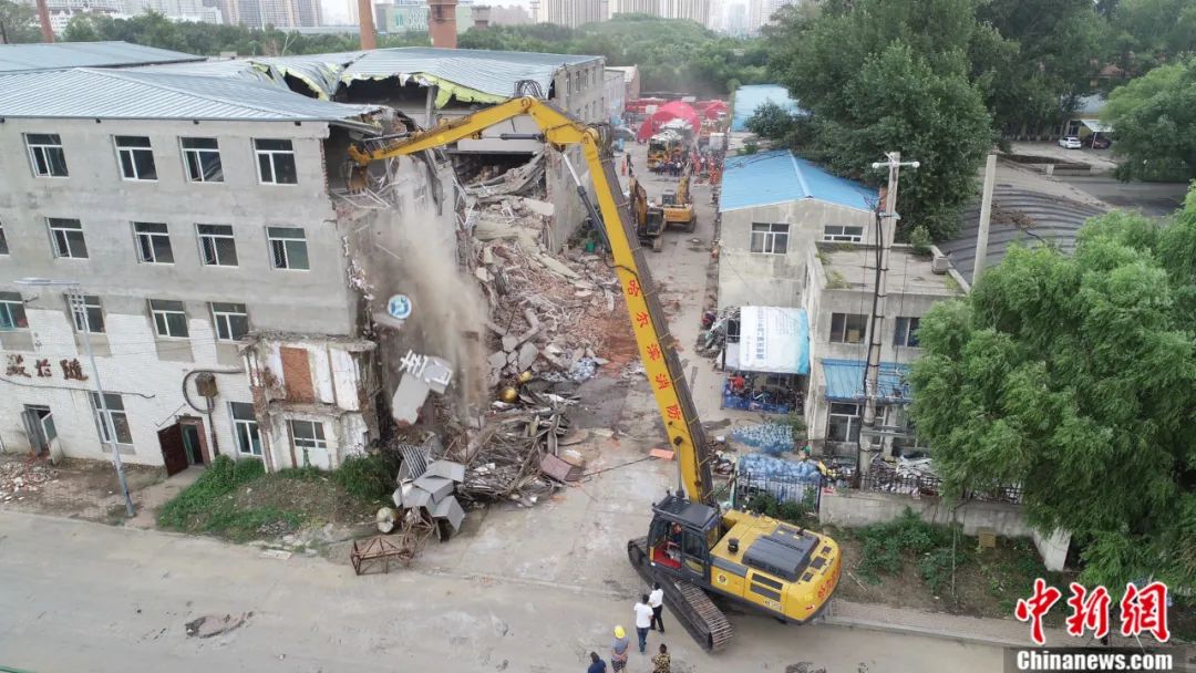 哈尔滨仓库坍塌事故被困9人全部搜出,无人幸存……