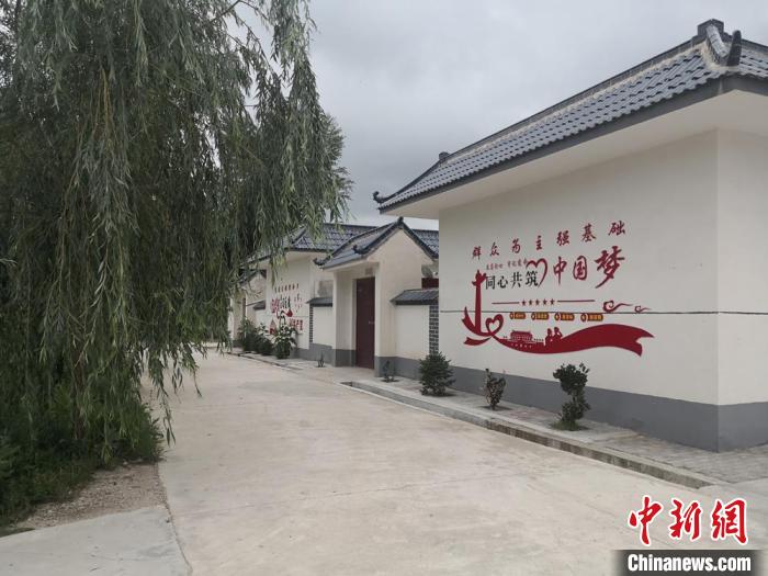 甘肃礼县中川村人口健康_甘肃礼县悬崖村图片(3)