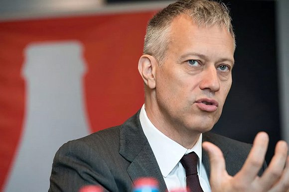 可口可乐首席执行官詹鲲杰(JamesQuincey)