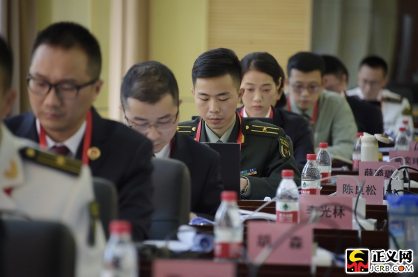 量对题面间、时大试的笔紧检参赛,全官们察,灌输神一敢有不丝怠惰。