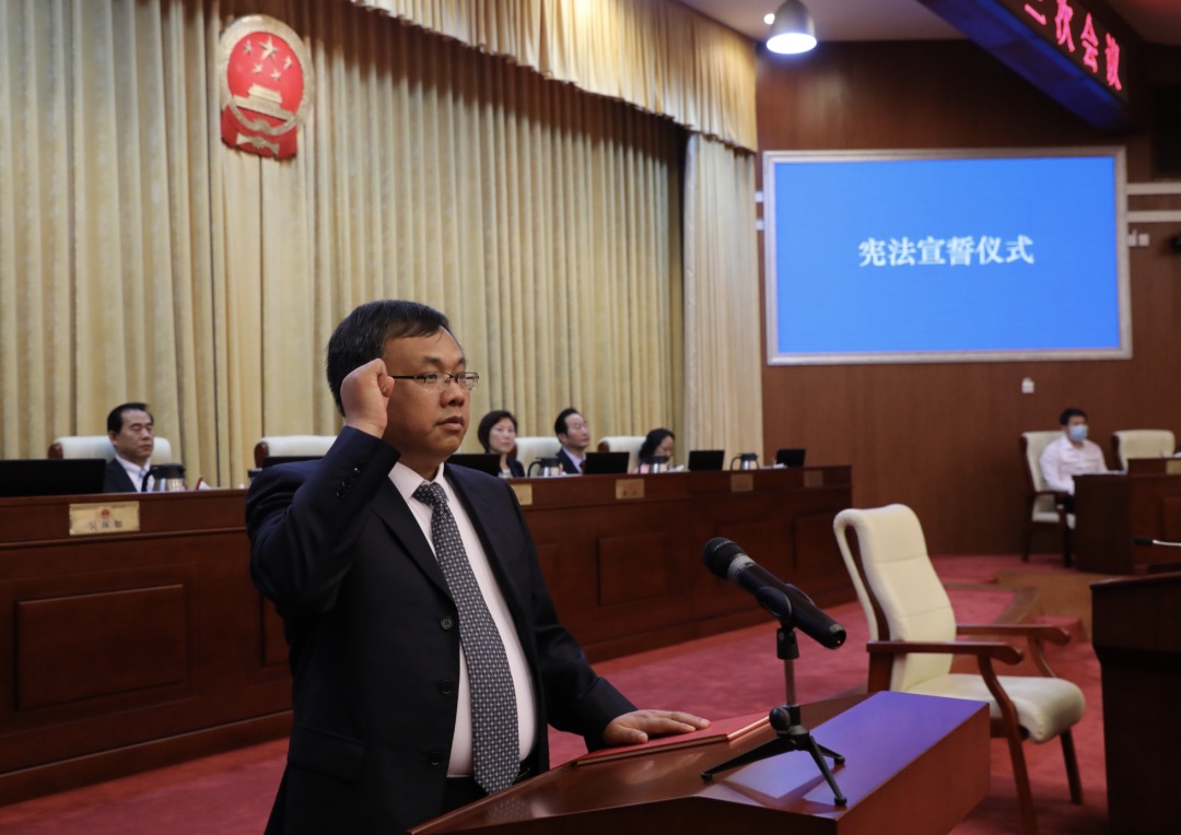 王合生当选为北京市海淀区代区长