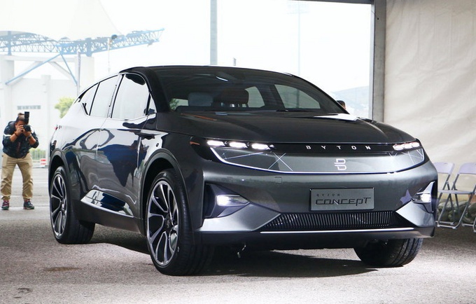 北京车展法拉利等17个汽车品牌缺席，华为进军汽车圈，首次参展