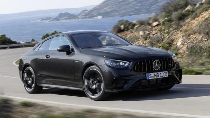 奔驰AMG E53轿跑售价公布！外观更运动，搭3.0T引擎+48V轻混