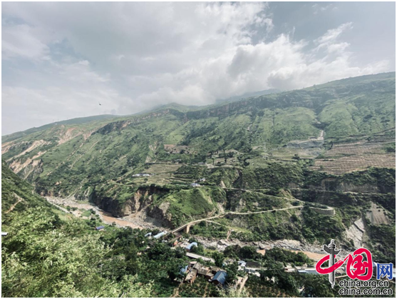 四川彝族人口_四川凉山彝族图片(2)