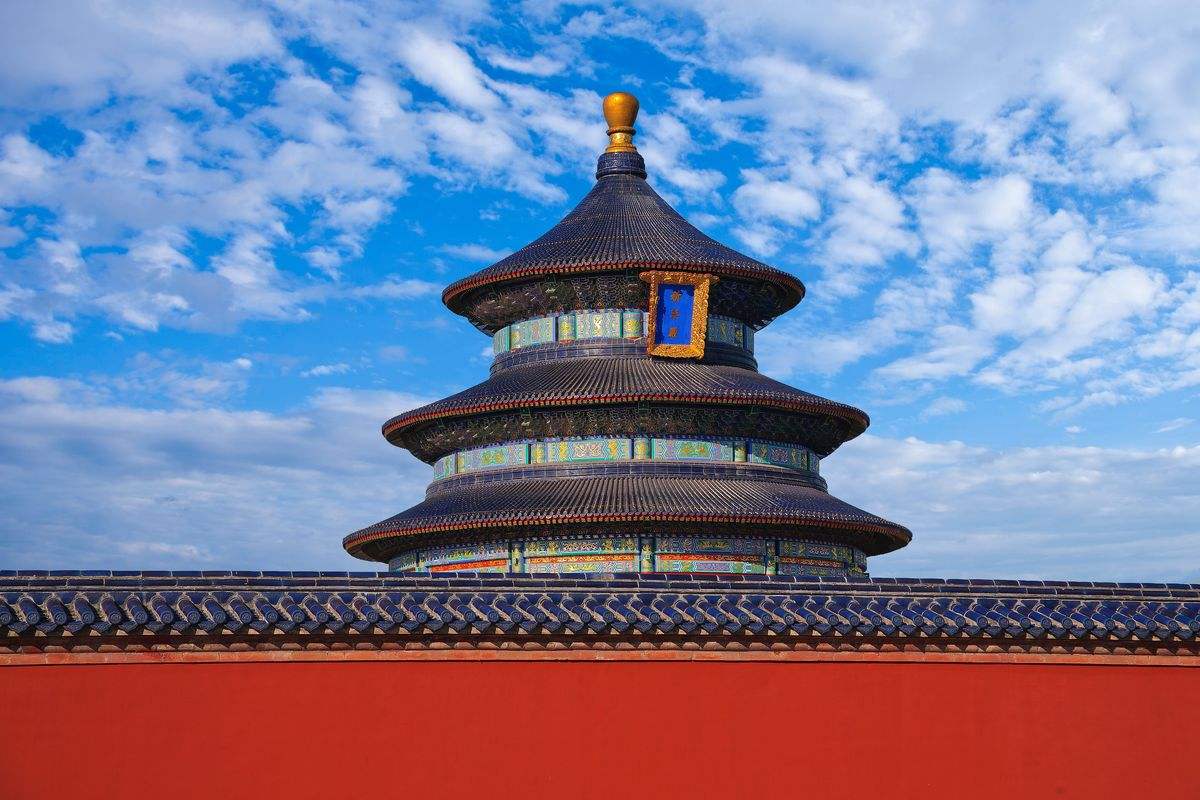 ▲北京景区多、游客多,市民文旅需求也强烈,依规调整接待上限,将更好满足广大游客和市民的假期需求。资料图。图片来源:新京报网