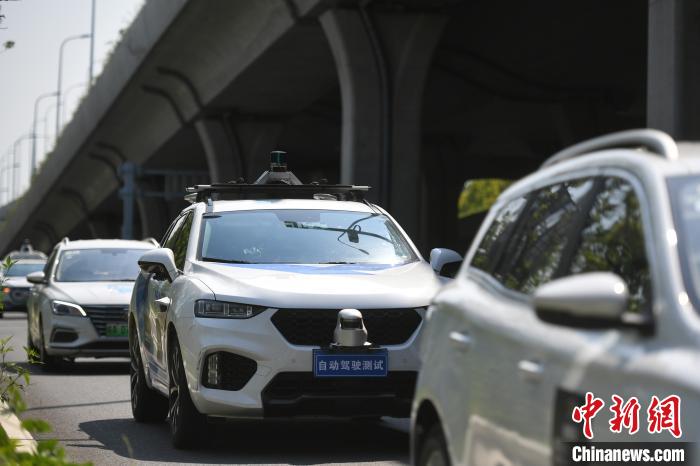 安徽省首条自动驾驶汽车5G示范线开通