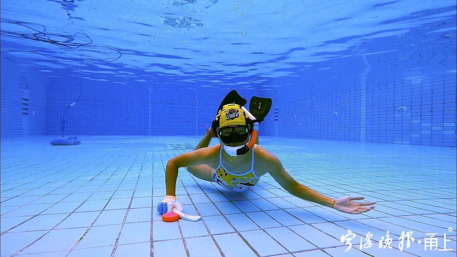 比花样游泳还好看!宁波“人鱼姑娘”进入这项运动的国家队了休闲区蓝鸢梦想 - Www.slyday.coM 比花样游泳还好看!宁波“人鱼姑娘”进入这项运动的国家队了休闲区蓝鸢梦想 - Www.slyday.coM