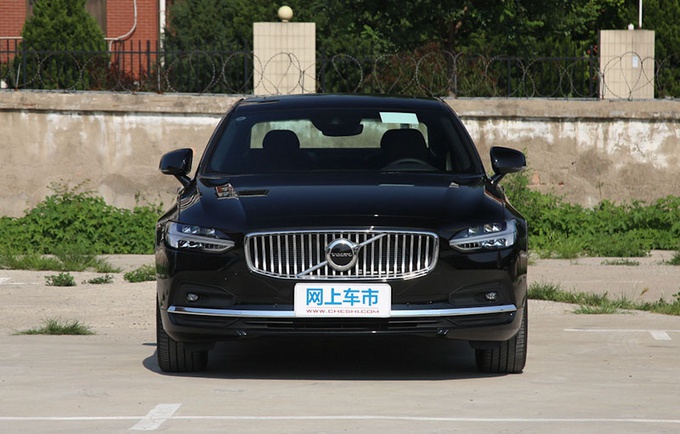 这三台车现在入手最超值 配置更丰富/还不加价 不看你就亏大了