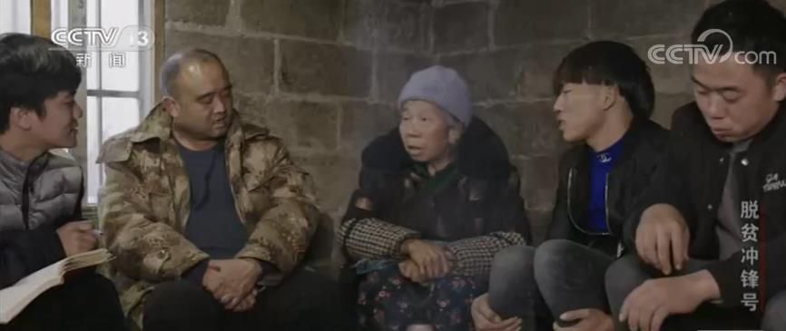 新闻调查·脱贫冲锋号|中国的脱贫攻坚,是各行各业无数人努力汇成的森林