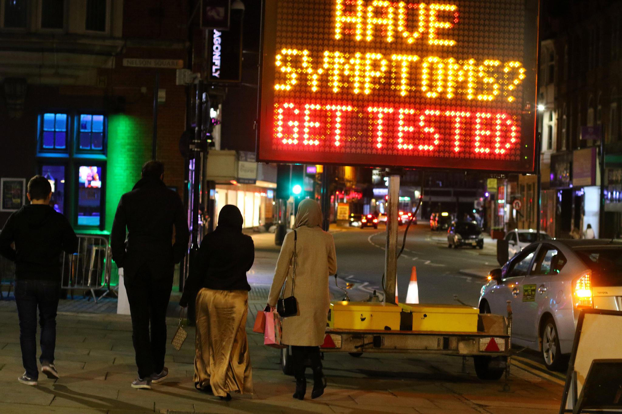 英国疫情逐步转好,专家预测:新冠感染常态化,但死亡率不会上升休闲区蓝鸢梦想 - Www.slyday.coM 英国疫情逐步转好,专家预测:新冠感染常态化,但死亡率不会上升休闲区蓝鸢梦想 - Www.slyday.coM