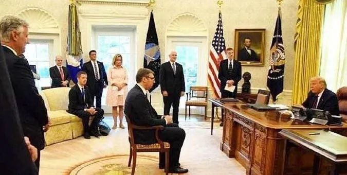 塞尔维亚总统：我在白宫捍卫了和中国的关系；至于那把椅子……|塞尔维亚总统