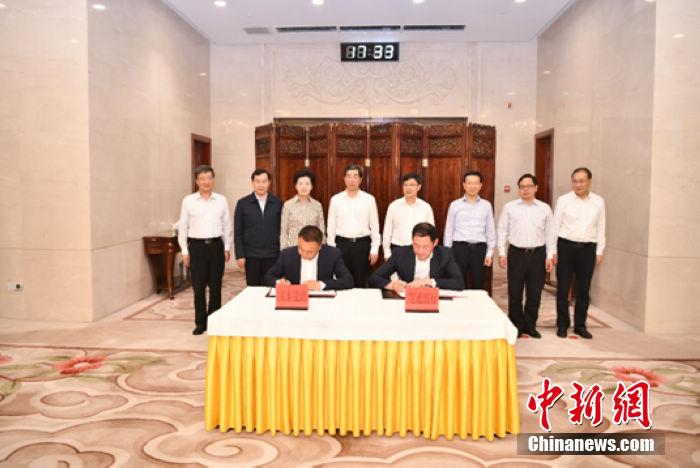 宝丰集团董事长_宝丰集团员工宿舍图片(2)