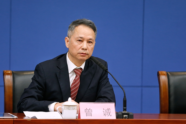【问答】昔日建卡贫困户,如今致富带头人,他怎么做到的?