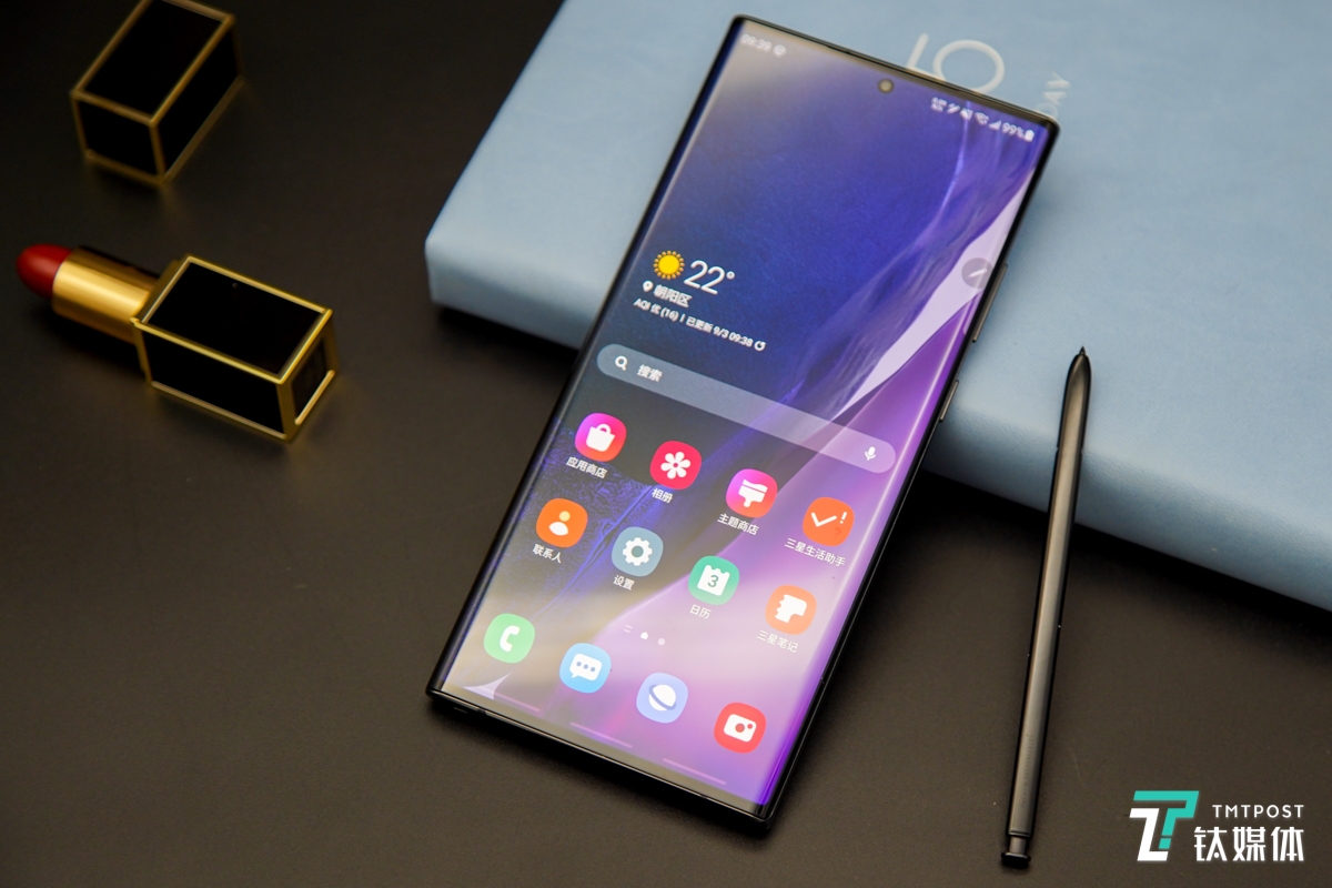 三星note20u挖孔壁纸,三星note10+壁纸挖孔 三星note20ultra评测实力是诠释旗舰的最好方式钛极客