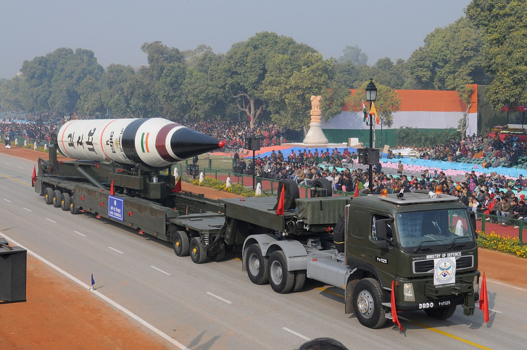 印度试射"高超音速导弹",不怕掉下来砸到自己吗?