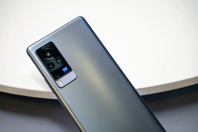 vivo X60 Pro+ 3cc6-kfxsuvx6228470.png