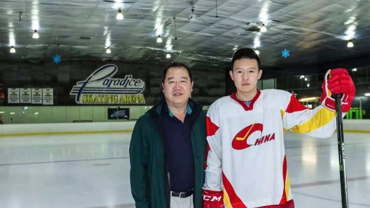 小学二年级介绍一本书的作文200字怎爱游戏体育(AYX Sports)官方网站么写