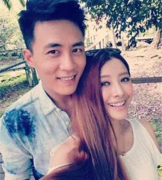 21的第一件喜事 杜淳结婚了 老婆还是个老板