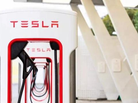 超充Or换电，特斯拉Or蔚来，谁是真的未来？