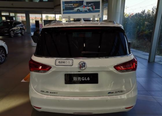 2021款别克gl6,gl6新款2021款图片 2021款别克gl6到店,内饰很高级,底盘调教出色,1.3t加速有力!