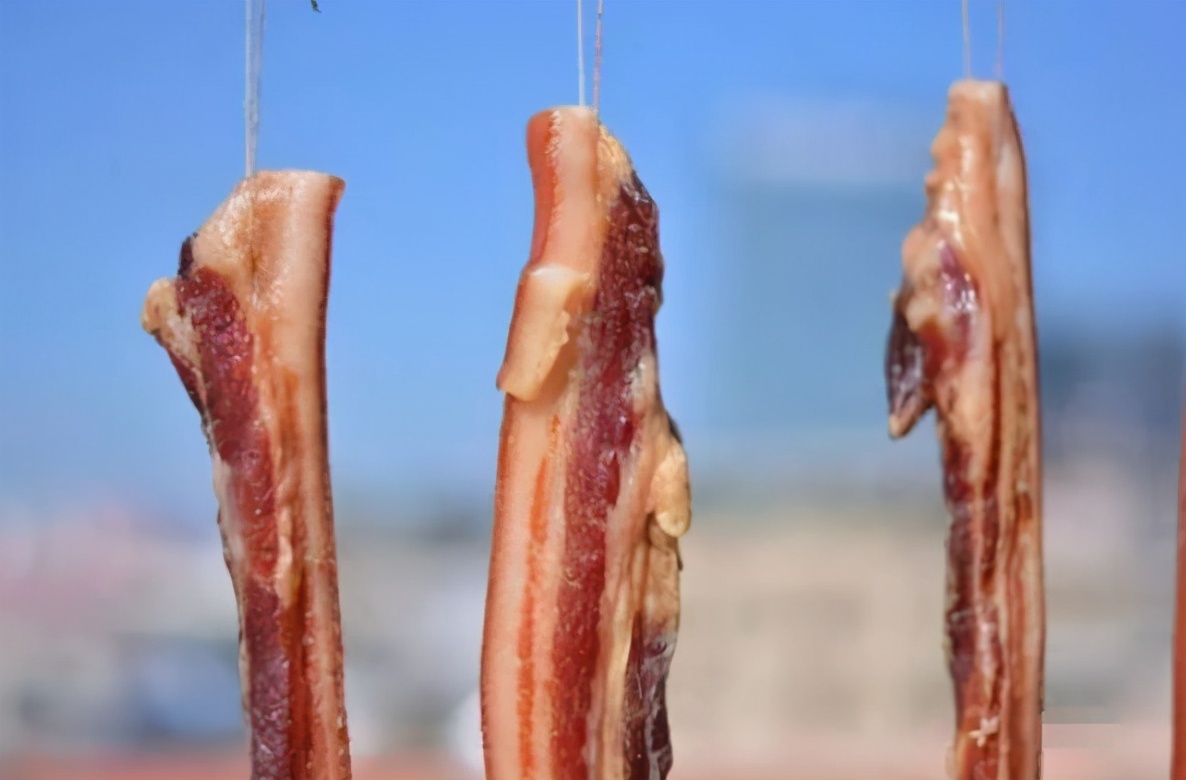 腌腊肉直接抹盐可不行牢记3技巧腊肉好吃又耐放比鲜肉香