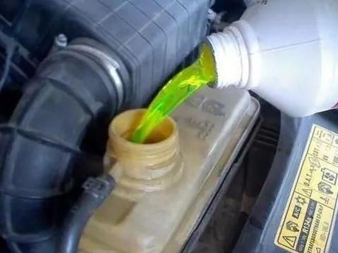 汽车保养哪些不能忽视?四滤保养与火花塞哪个都重要!